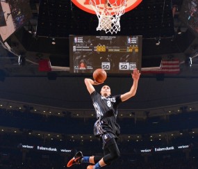 开云体育下载-当乔治在英超接管比赛，奇才击败森林狼的隐喻，跨界胜利的哲学